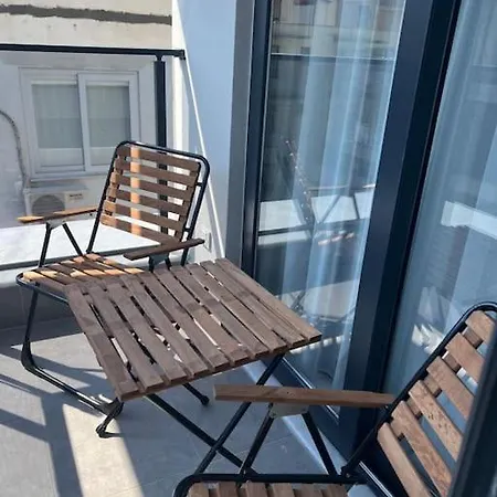 Apartment Camelia 12 1+1 On Cleopatra With Partly Seaview *