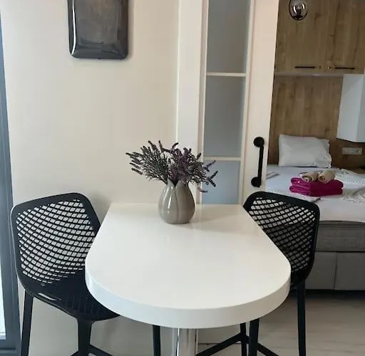 Apartament Camelia 12 1+1 On Cleopatra With Partly Seaview