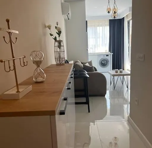 Apartament Camelia 12 1+1 On Cleopatra With Partly Seaview